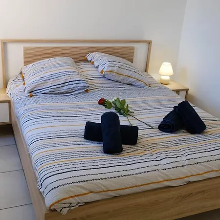 Enola - Sea View Terrace Parking - By Tgb Apartament Pietrosella